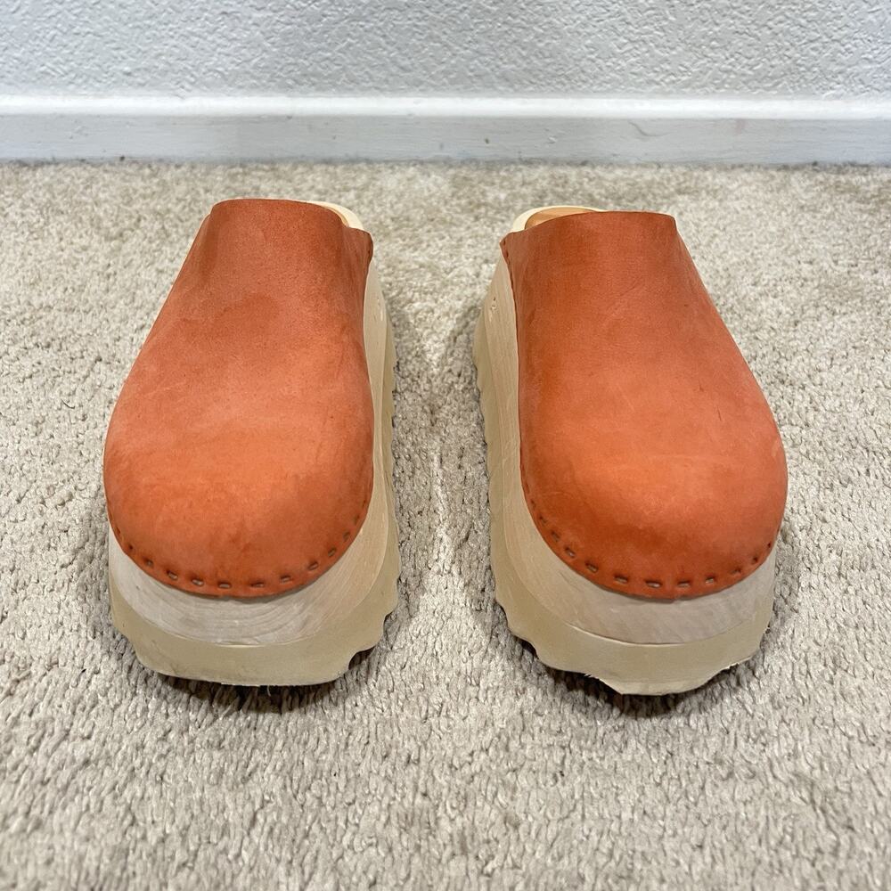 Bryr Orange Clogs - Picture 4 of 6